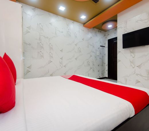 OYO 13601 Madam Re Hospitality Bhandup