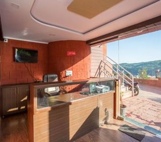 OYO 13362 Valleywood