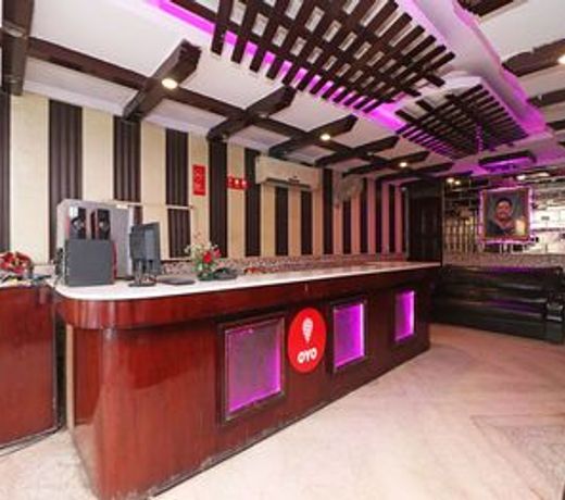 OYO 11603 President Inn