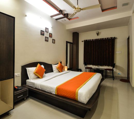 OYO 2222 Hotel Bhumi