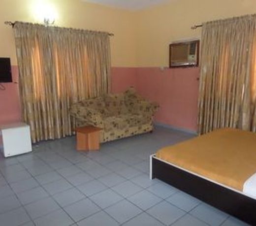 Febson Hotel