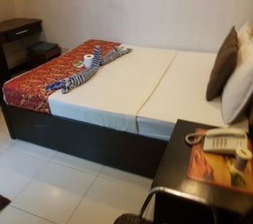 Micro Star Inn - Essensa Inn