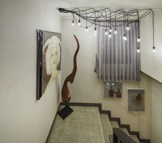 Chala Number 6 art and gallery house