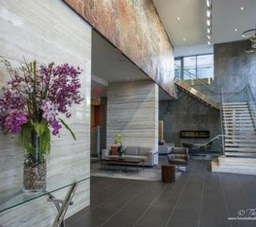 New Modern - DT King W Spacious 3BR