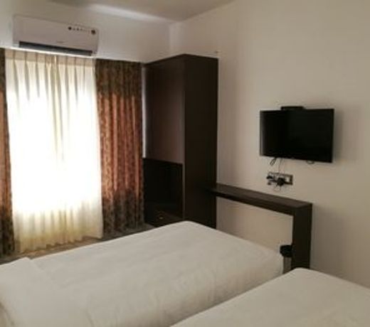 Amrut Aura
