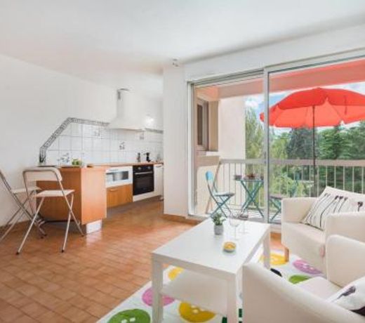Charming studio close to the train station - Air Rental