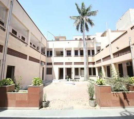 OYO 11595 Hotel Roxy
