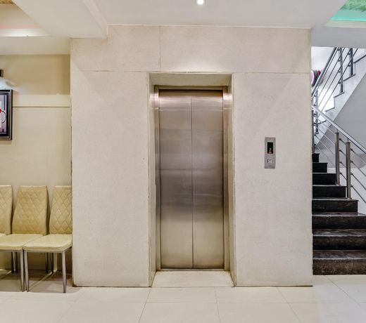 OYO 3136 Hotel Starlight NX