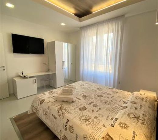 Petrarca Venti Rooms - Eja Sardinia