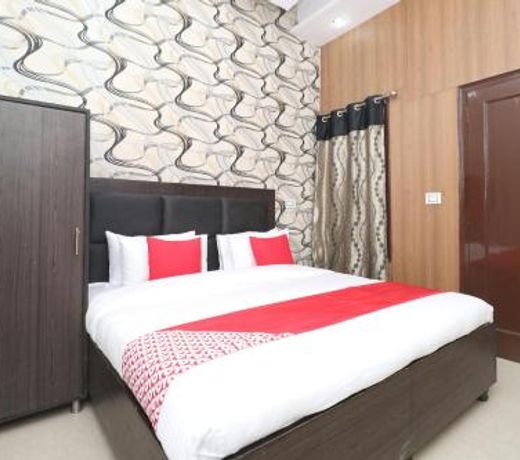 OYO 12664 Hotel Kailash Regency
