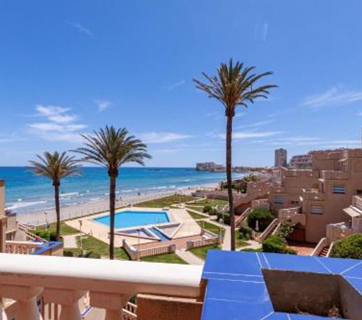 Star Alpha- Renovated apartment with swimming pool