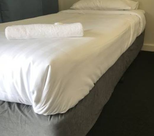 Australian Hotel Motel