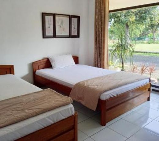 Vanda Villa