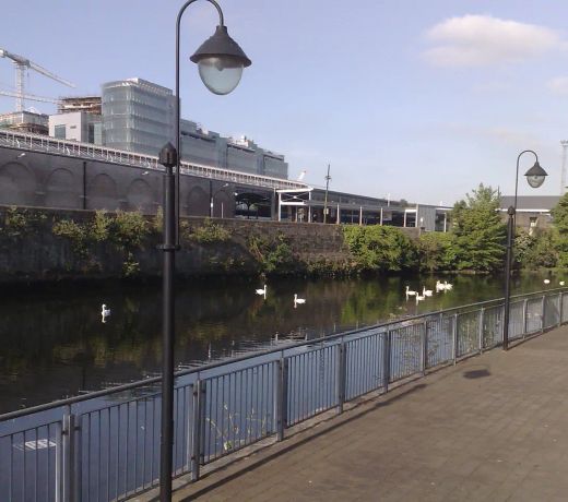 Halfpenny Bridge Holiday Homes - The Riverside