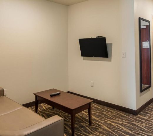 Cobblestone Inn and Suites - Ashland