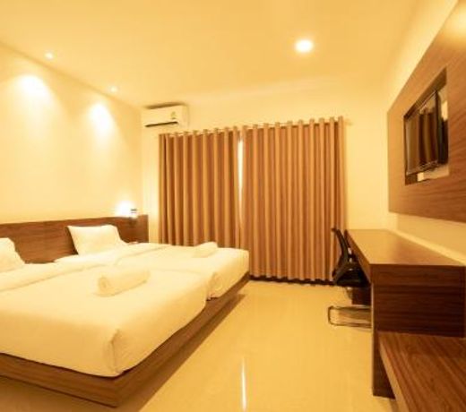 Intouch Riverside Hotel