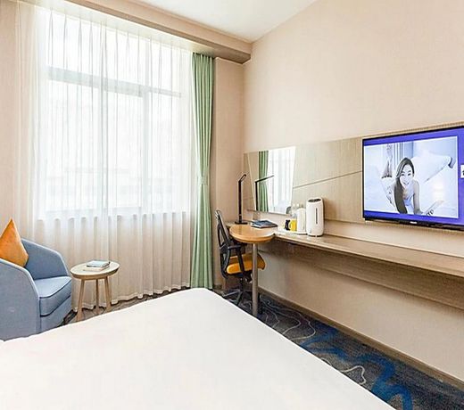 Holiday Inn Express Lhasa Potala Square, an IHG Hotel