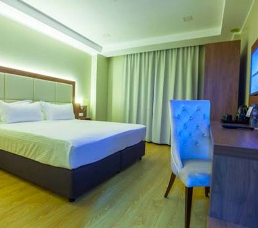Hotel Pacha