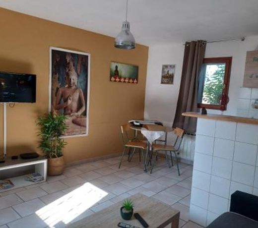 Jolie petite maison idealement situee