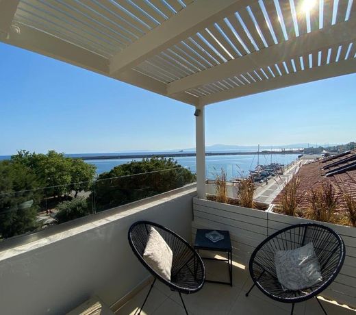 Panellinion Luxury Rooms