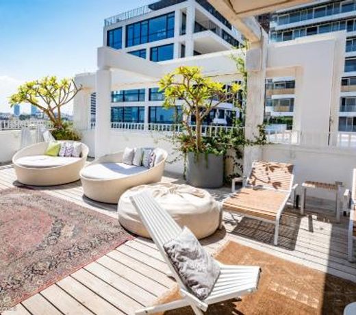 Sea view apartment suite