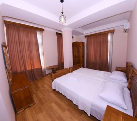 Hotel Phasis
