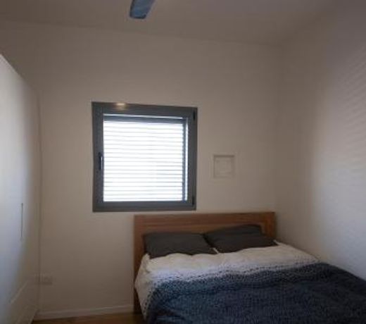 Eduard Bernstein Apartment