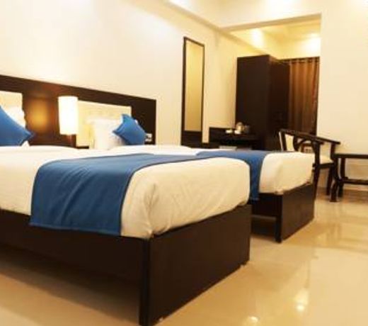 Hotel Max Inn