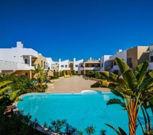 One Bedroom Apartment in Albur Village 1C