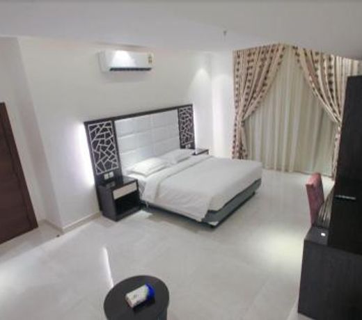 Brief Hotel