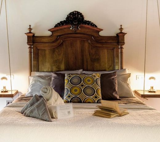 La Celeste Galeria B&B