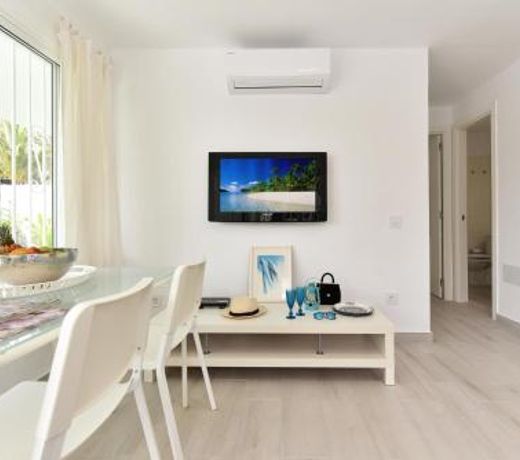 Beach House with private pool in San AgustÃ­n ET2