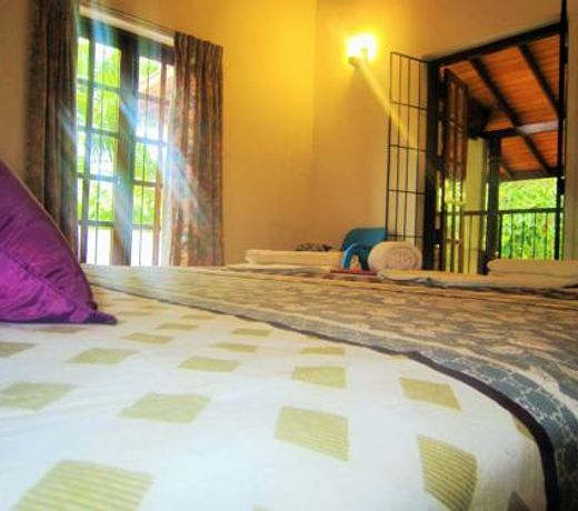 Ceylon Hostel Colombo International Airport