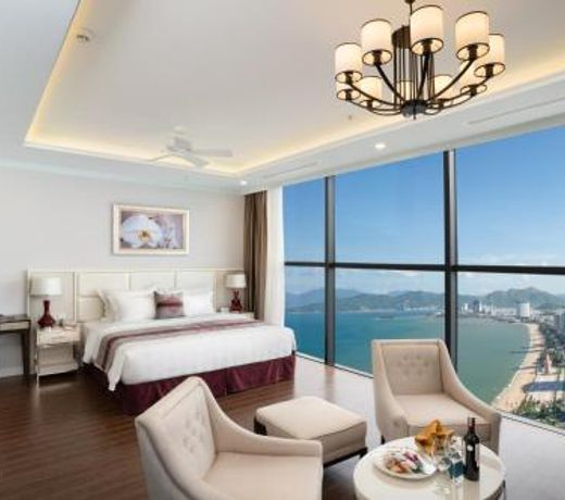 Vinpearl Condotel Beachfront Nha Trang