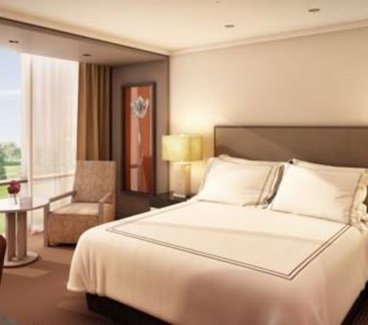 Hilton Pilar