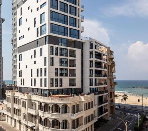 Renoma Apartments