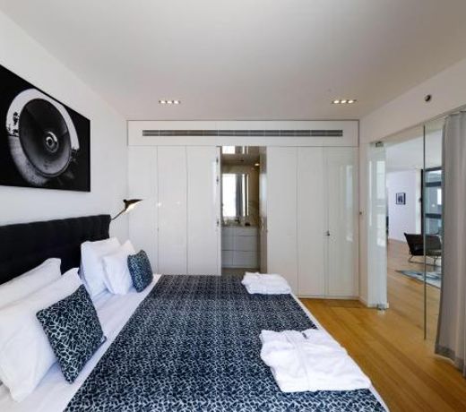 Renoma Apartments