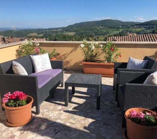 Two Bedroom Apartment in Montepulciano