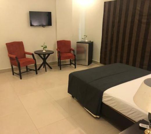 Sunset Suites