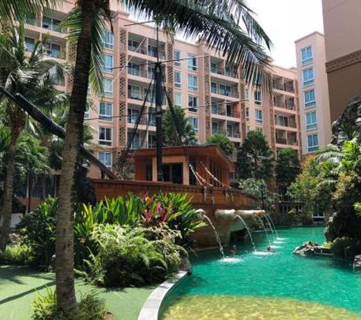 Atlantis condo Resort Luxe
