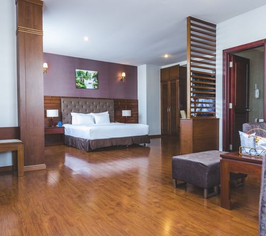 Park View Saigon Hotel