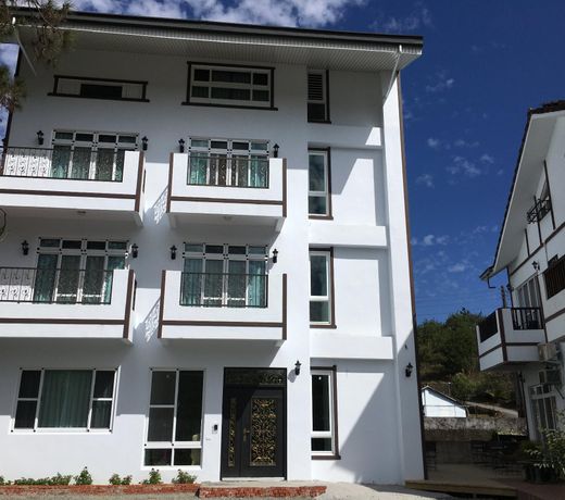 Song Yue Bed & Breakfast