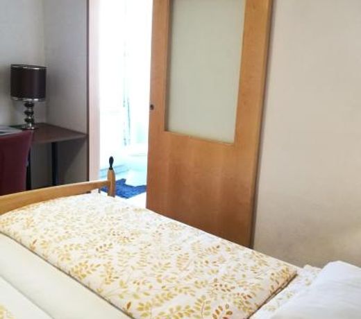 GÃ¤stezimmer & Apartment Mayrhofer