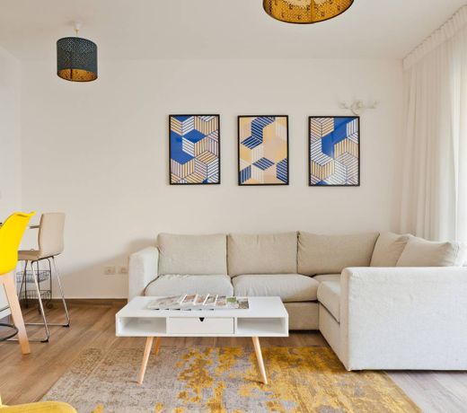 Modern 2 bedroom apartment in the heart of Jaffa