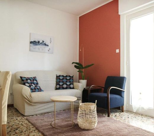 Flat Barbariga 12