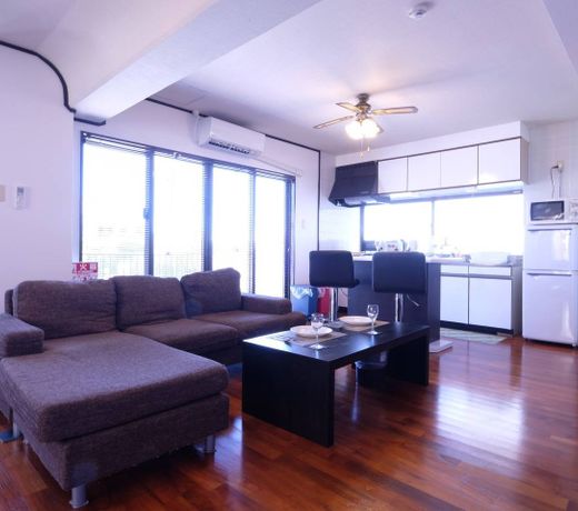 2F Apartment on Henza Island