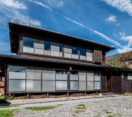 Classic Japan Living Miuraya