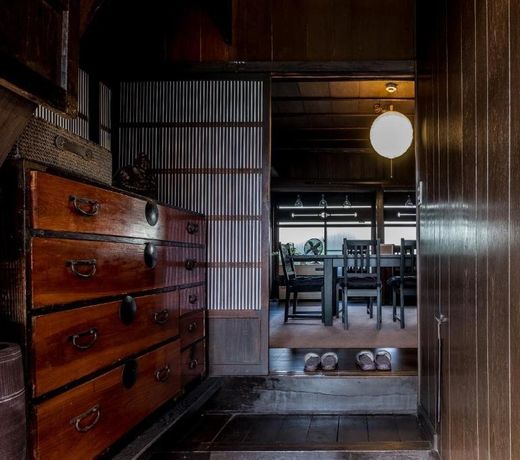 Classic Japan Living Miuraya