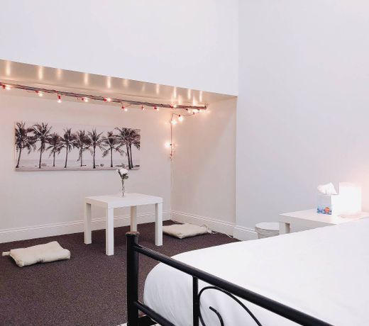 Spacious 2BR Apartment | Convention Center | Center City