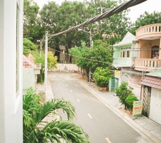 OYO 717 Vuta Hotel